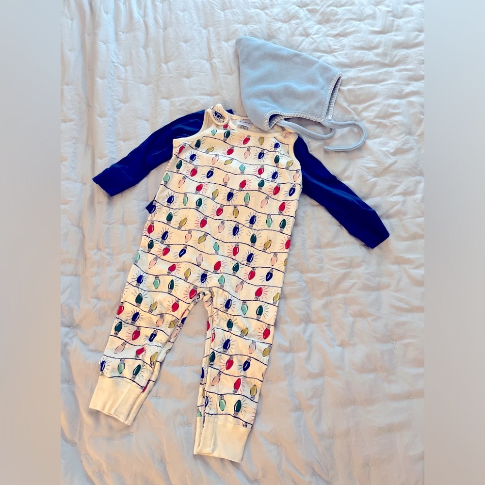 🆕 NWOT Hanna Andersson Bright Bulbs Jumper w/ shirt & baby gnome hat bundle
